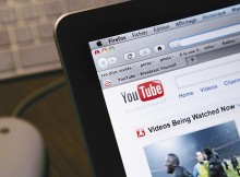 This picture taken on January 27, 2010 in Paris shows the internet homepage of the YouTube website.   AFP PHOTO LOIC VENANCE (Photo credit should read LOIC VENANCE/AFP/Getty Images)